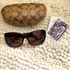 ✨Authentic Coach✨ Sunglasses with case
